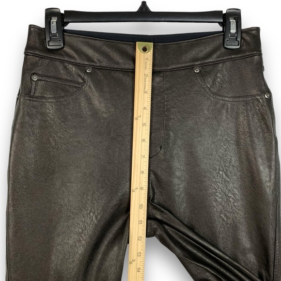 Spanx Leather Like Ankle Skinny Pants Size Medium PETITE Black High Rise Stretch - Picture 13 of 15